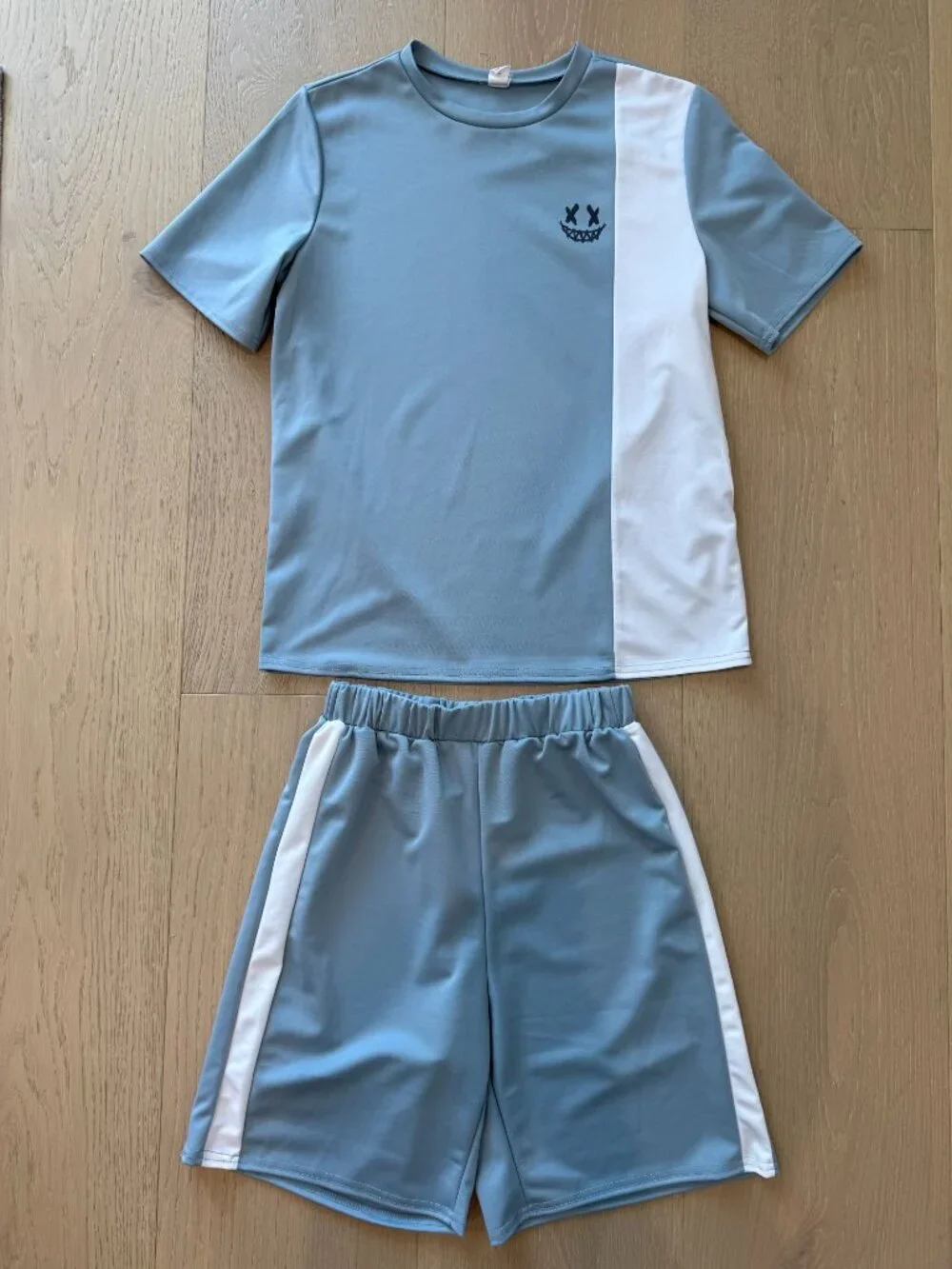 SHEIN Teen 2 Piece Blue Short Set T-Shirt & Shorts Graphic Smiley Face Size 16Y